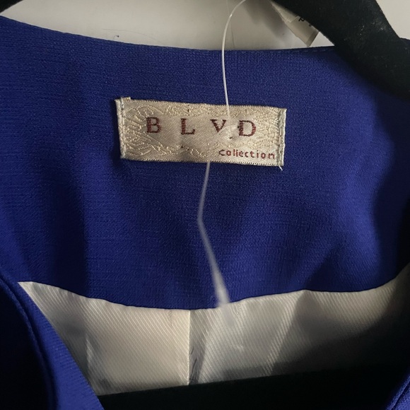 Officecore blazer saturated color high low one button Women's Blazer - Picture 6 of 9